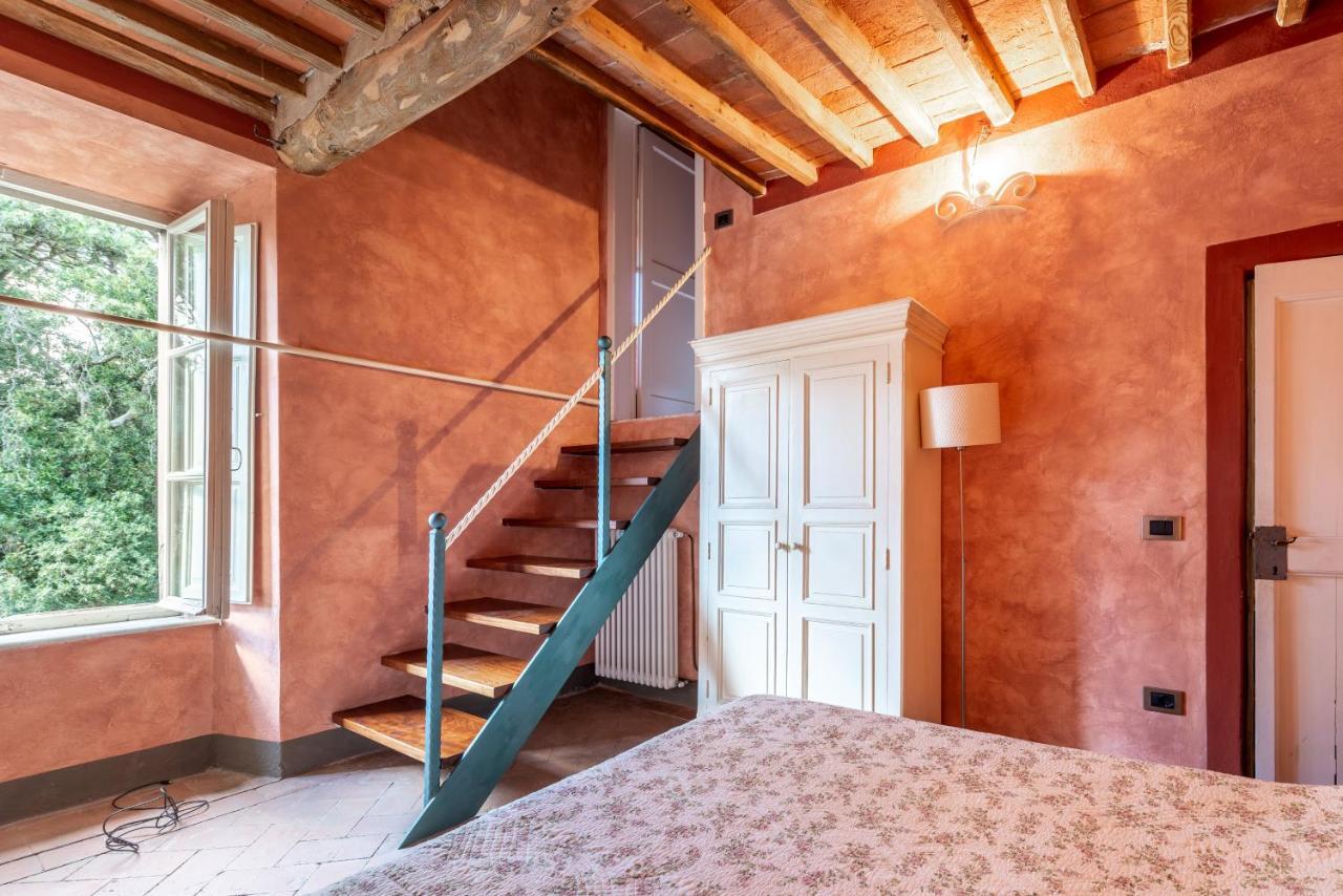 Il Castellaccio Bed & Breakfast Filettole Екстериор снимка