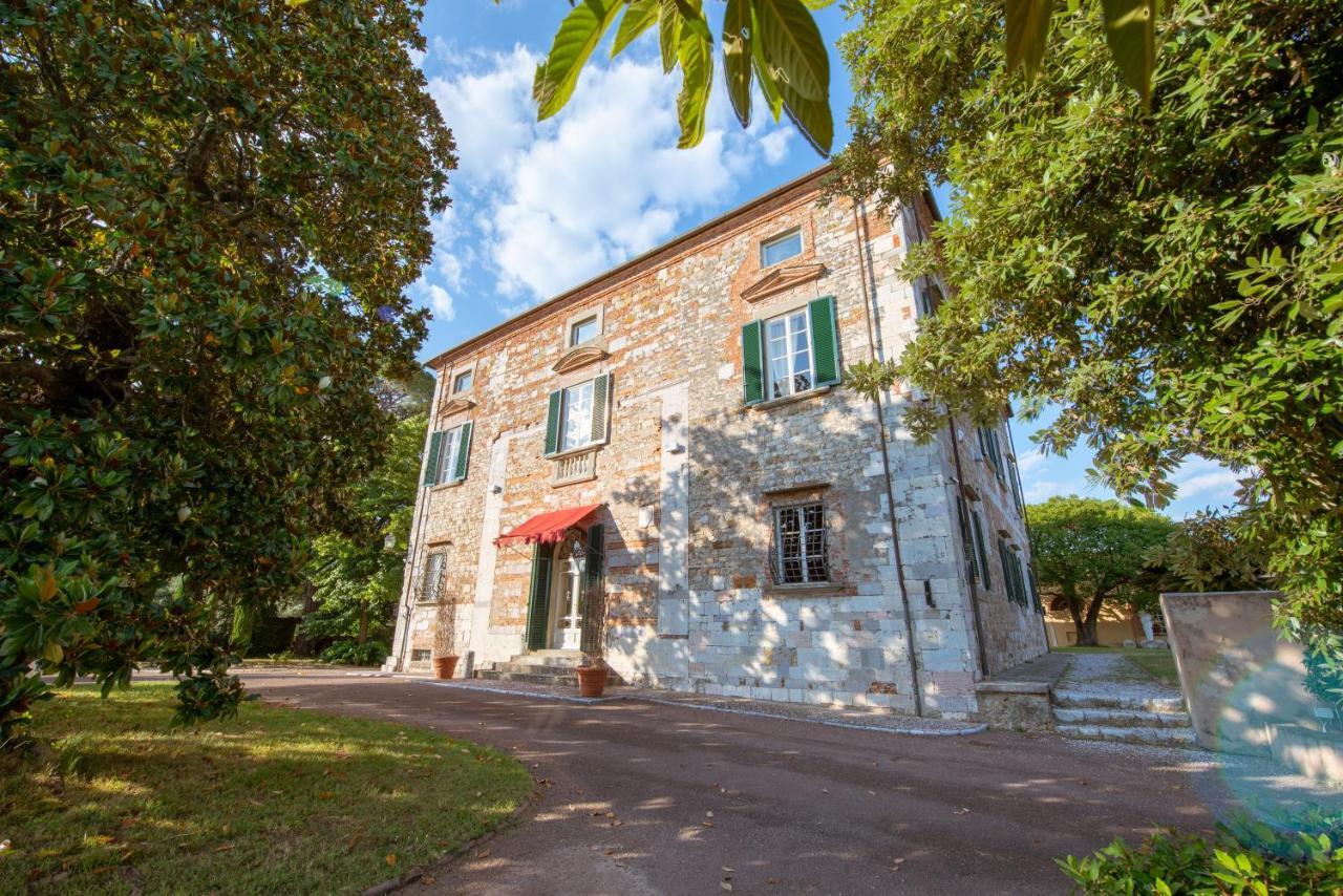 Il Castellaccio Bed & Breakfast Filettole Екстериор снимка